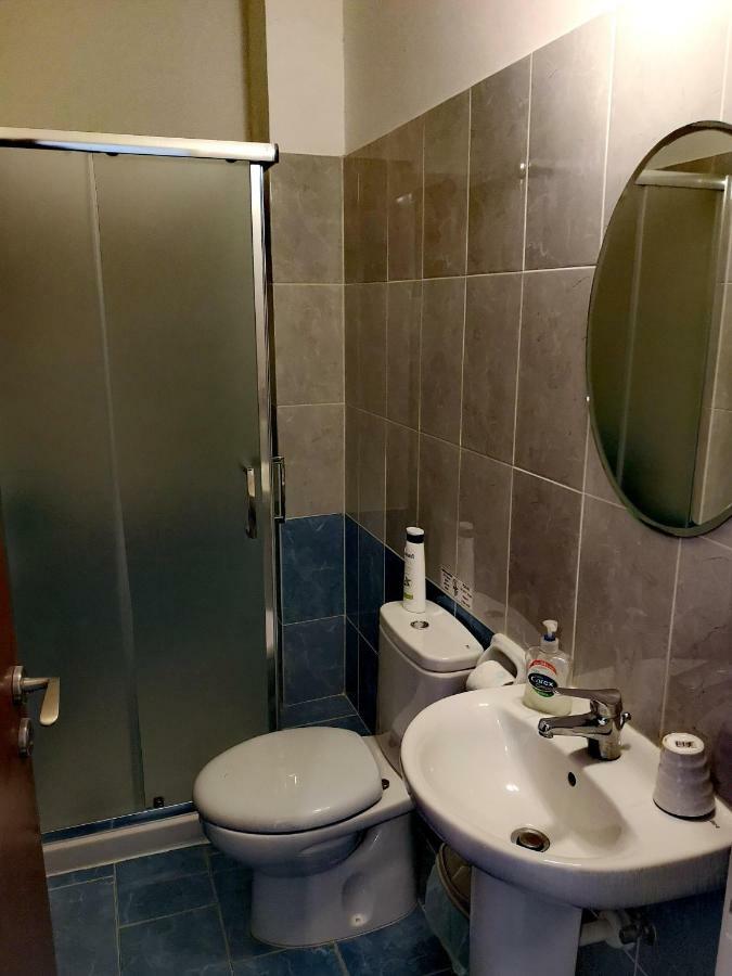 Panorama Court Apartment Пафос Екстериор снимка
