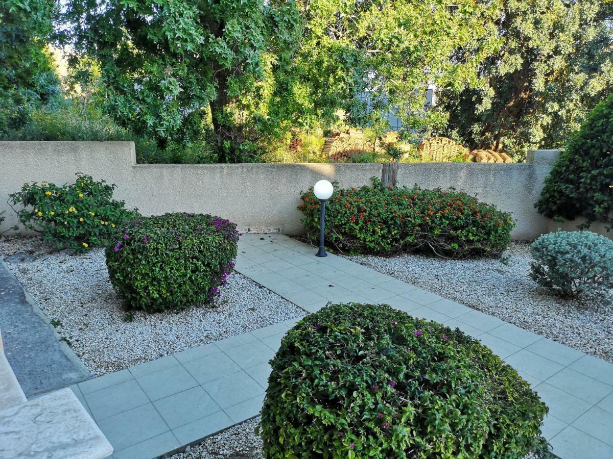 Panorama Court Apartment Пафос Екстериор снимка